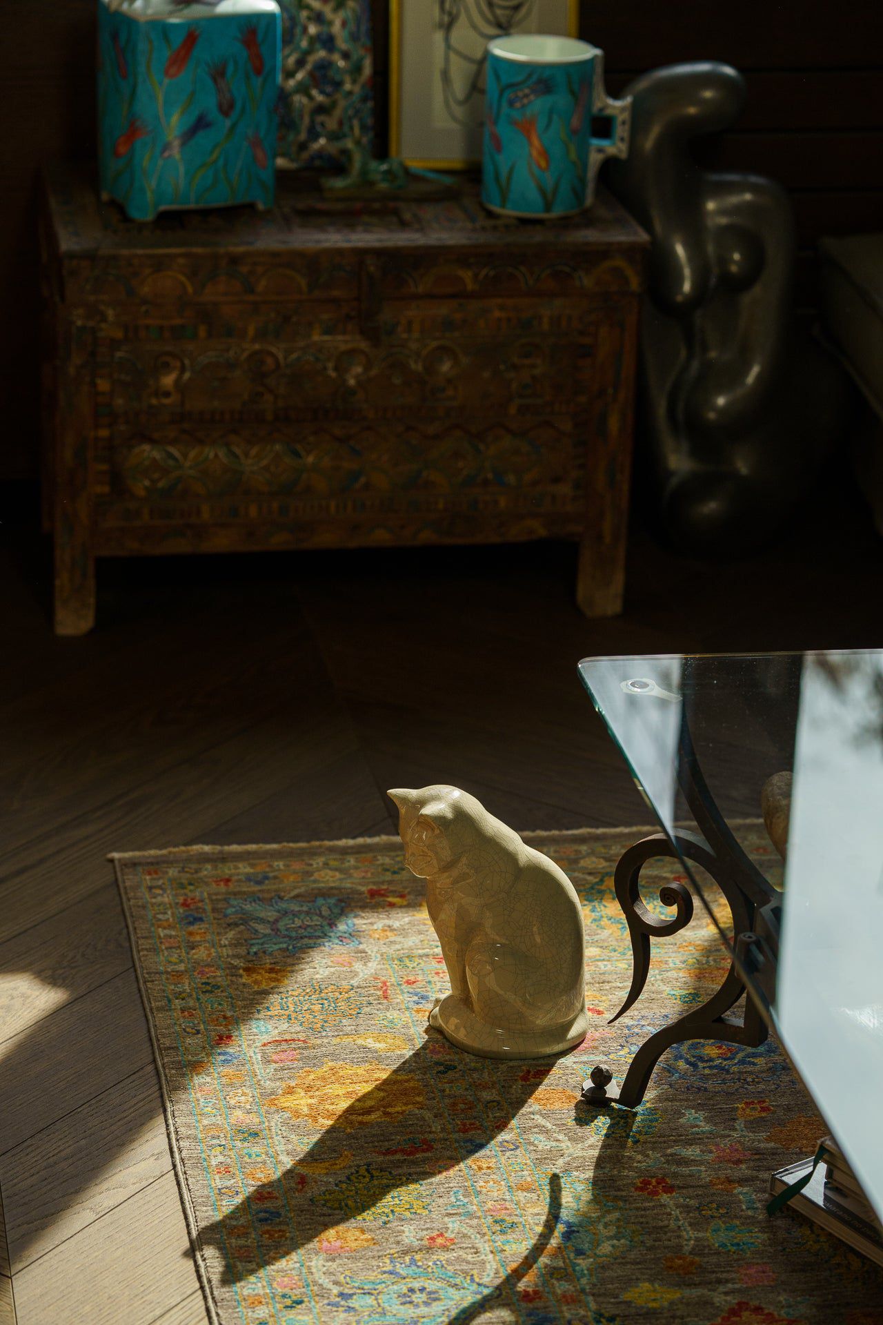 Neko Pet Urn for Ashes - Craquelure | Ceramic | Handmade Cat Urn - Pulvis Art Urns