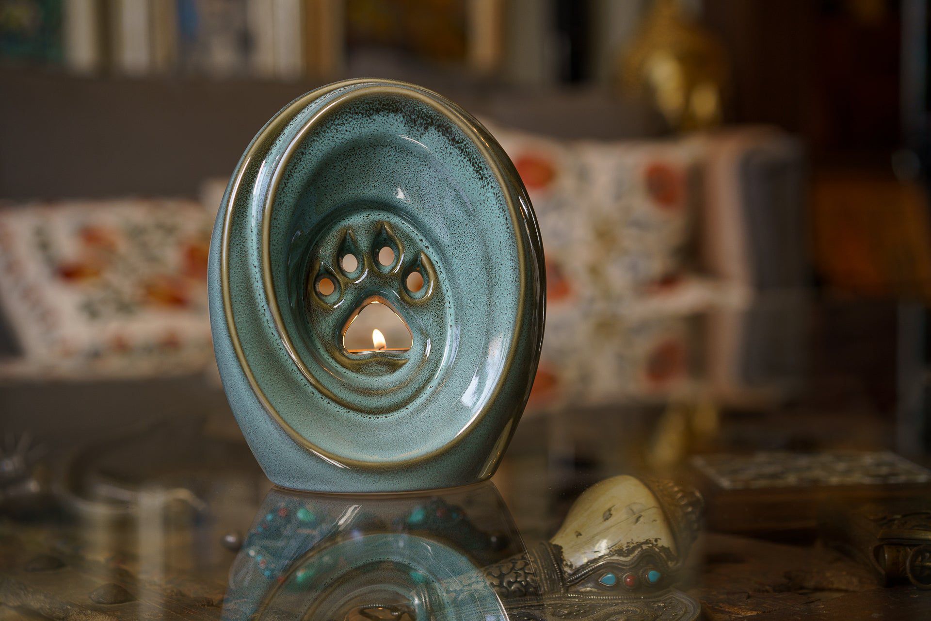 Paw Pet Urn for Ashes - Oily Green Melange | Ceramic | Handmade Pet Urn - Pulvis Art Urns