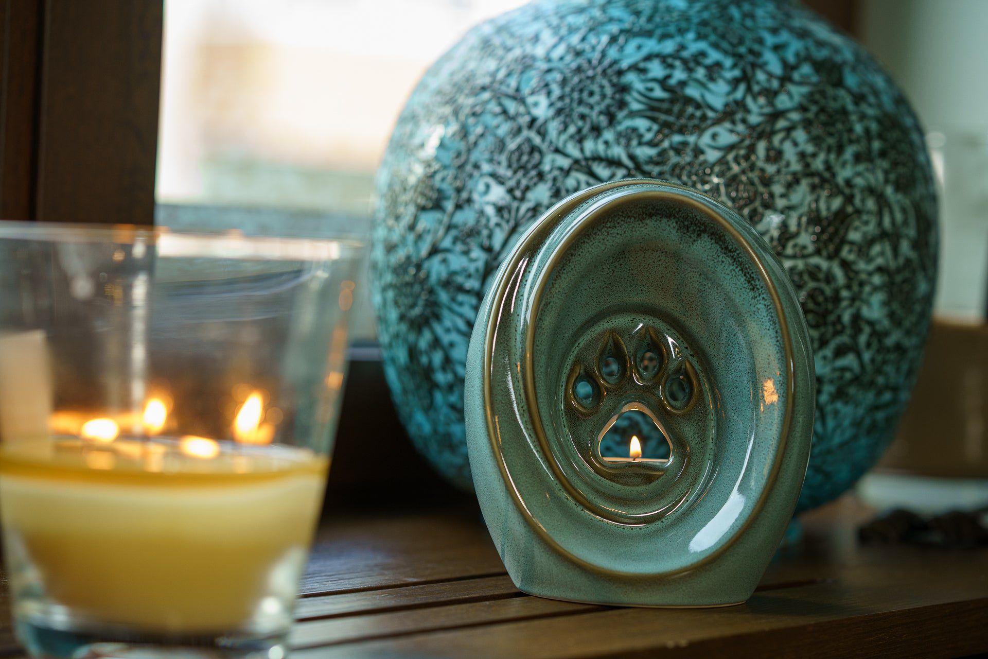 Paw Pet Urn for Ashes - Oily Green Melange | Ceramic | Handmade Pet Urn - Pulvis Art Urns