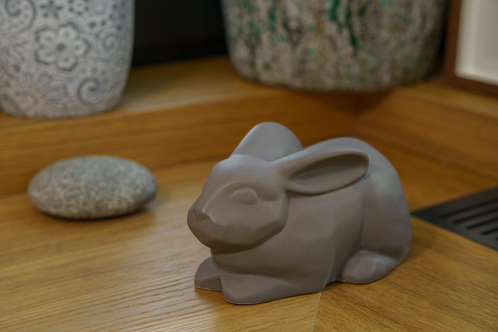 Rabbit Urn For Ashes - Grey Matte | Ceramic Bunny Urn - Pulvis Art Urns