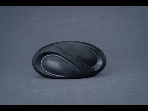
                  
                    Cargue y reproduzca el vídeo en el visor de la Galería, Eternity Cremation Keepsake for Ashes - Dark Matte | Small | Ceramic
                  
                