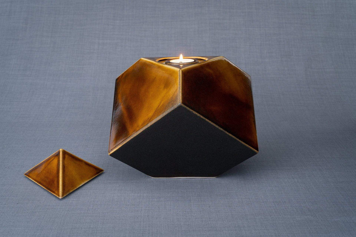 
                  
                    Urna de cremación abstracta para cenizas - Marrón oxidado | Grande | Cerámica
                  
                