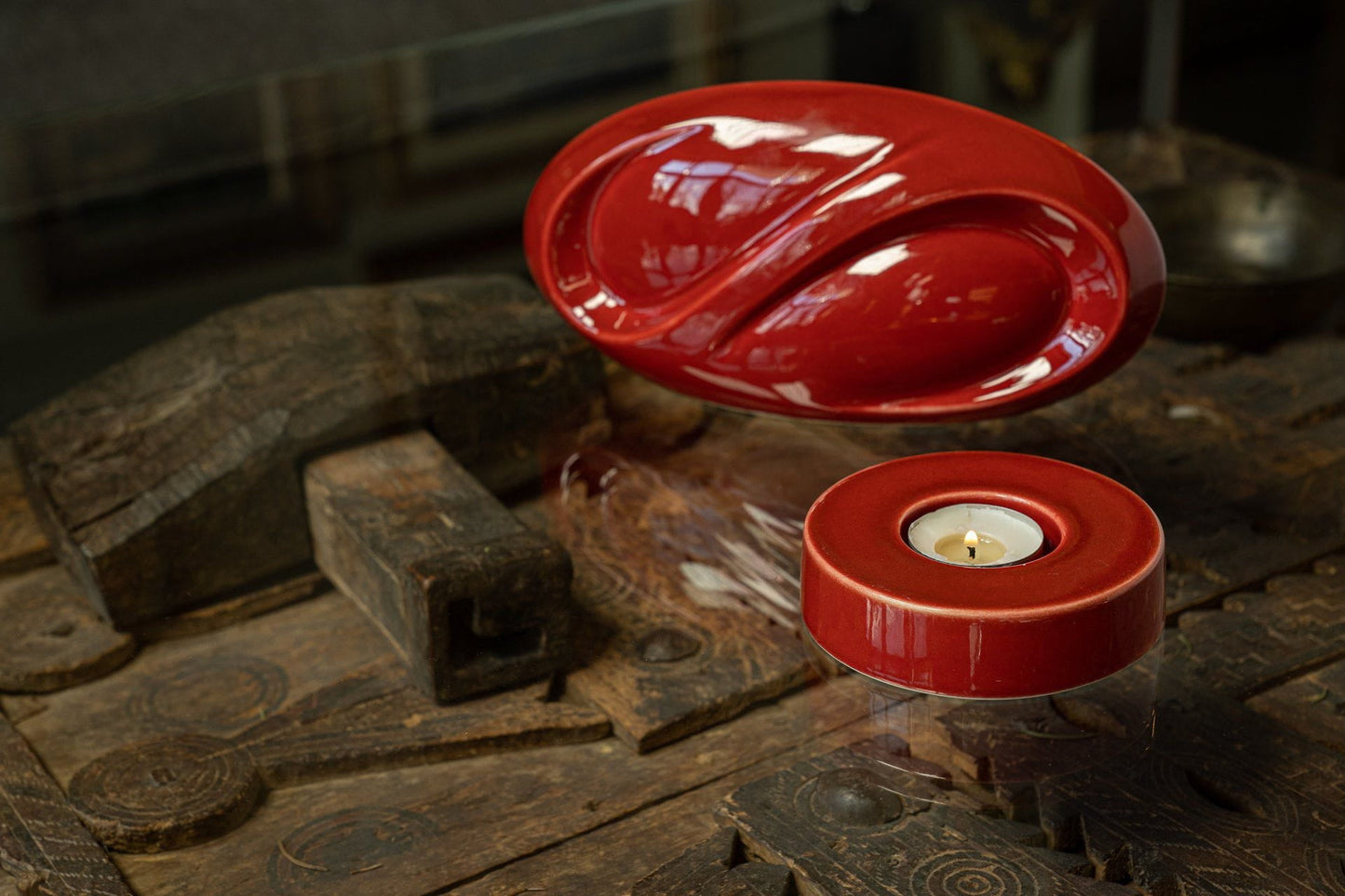 
                  
                    Portavelas de cerámica hecho a mano Caleo
                  
                