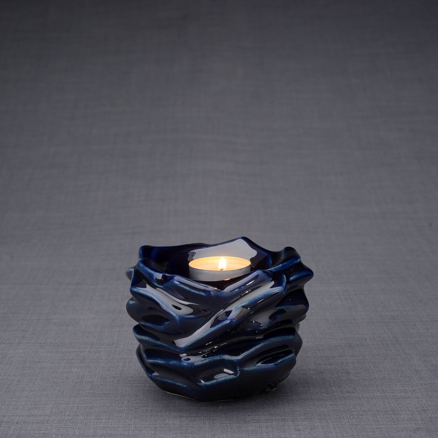 Urna de cremación para cenizas hecha a mano, color cobalto metálico, portavelas-PulvisArtUrns-Pulvis Art Urns