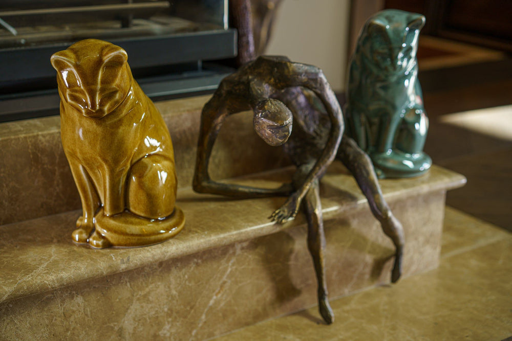 
                  
                    Pulvis Art Urns Pet Urn Neko Pet Urn for Ashes - Oily Green Melange | Ceramic | Handmade
                  
                