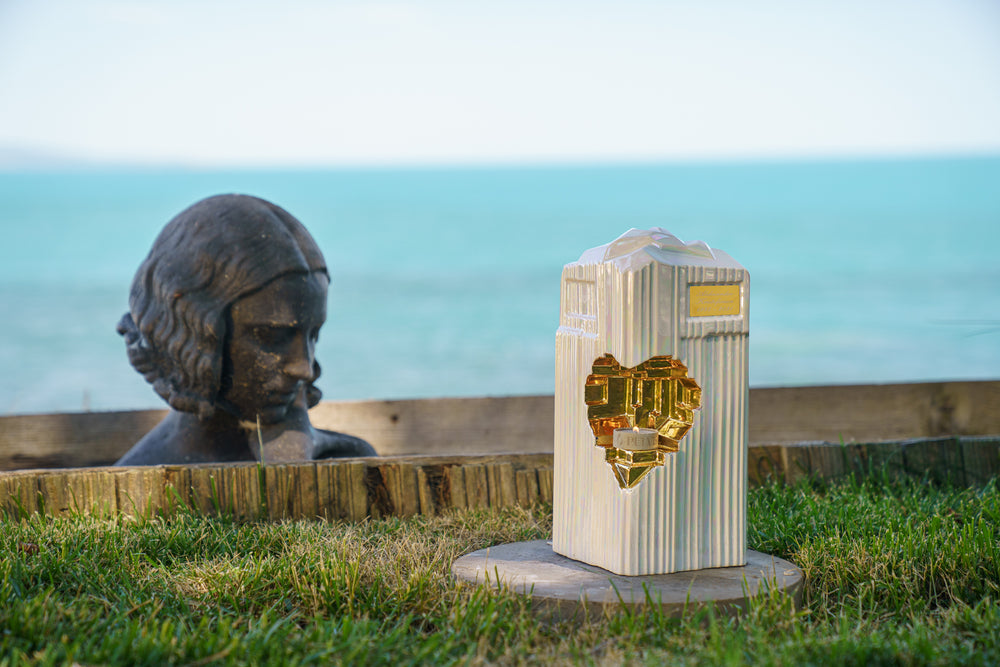 Is It Time to Upgrade Your Loved One's Cremation Urn? - Pulvis Art Urns