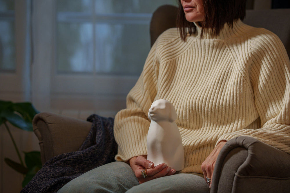 The Art of Remembrance: Beautiful Memorial Urns That Tell a Story
