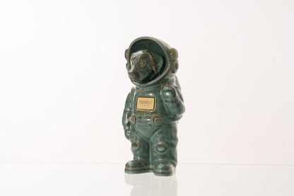 Urn for Ashes Astronaut Dog Labrador Retriever. Handmade Customisable Dog Cremation Urn. Handmade Astronaut Art Urn. Keepsake for Ashes by TenderRest. 