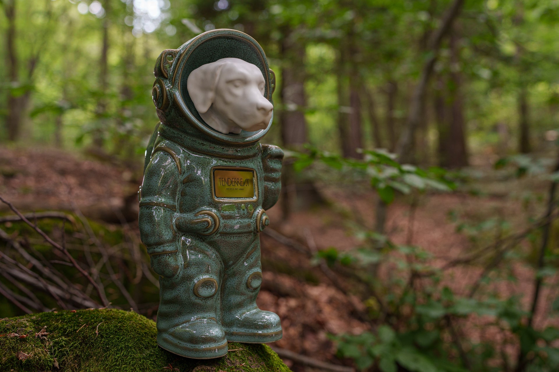 Urn for Ashes Astronaut Dog Labrador Retriever. Handmade Customisable Dog Cremation Urn. Handmade Astronaut Art Urn. Keepsake for Ashes by TenderRest. 