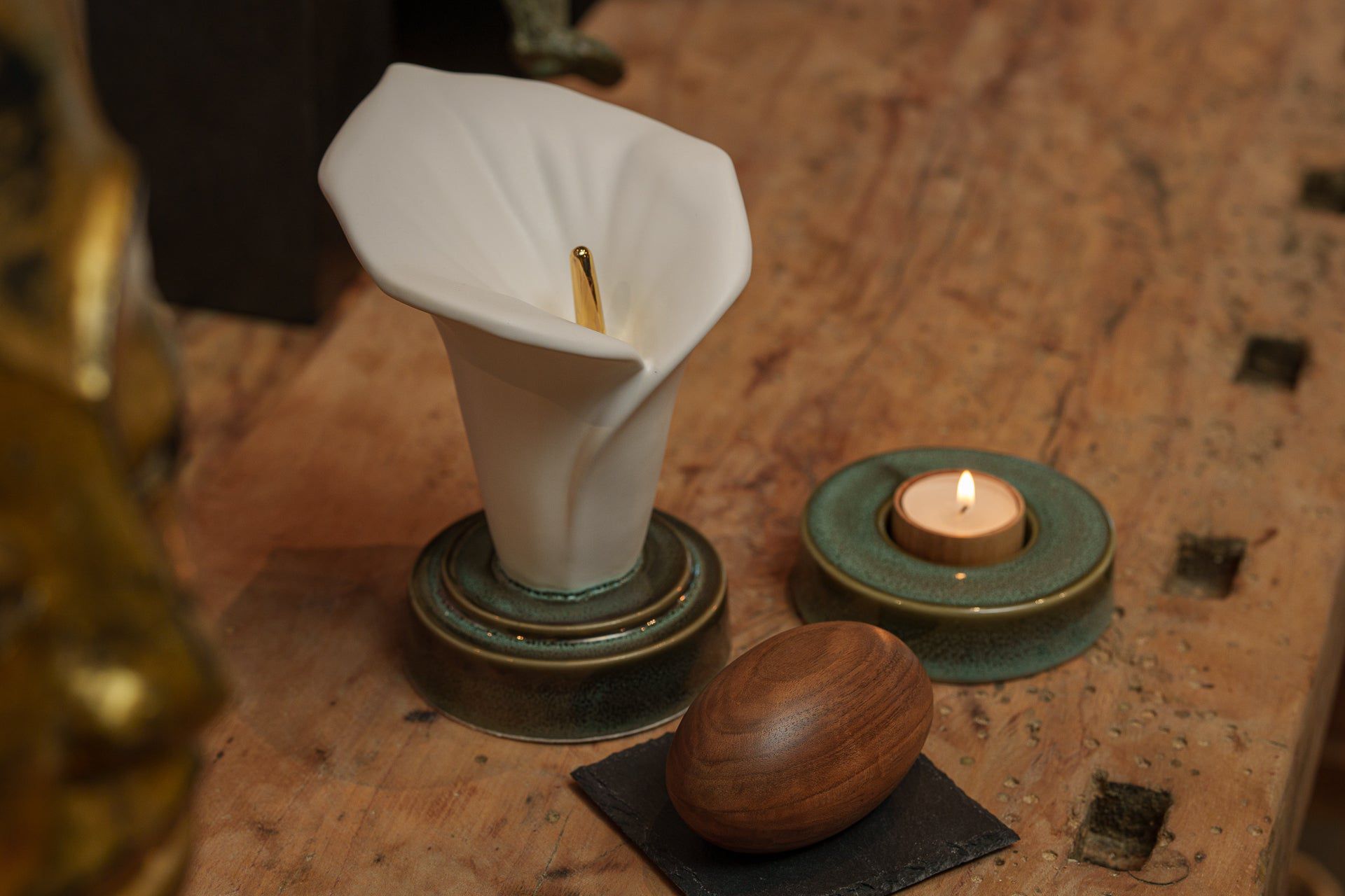 Calla Flower Memorial Urn for Ashes - Medium Urn |