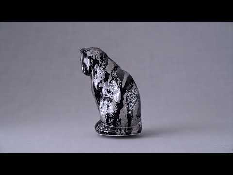
                  
                    Load and play video in Gallery viewer, HydroGraphics Pet Urn &amp;quot;Neko&amp;quot; | Mixed Gray | Ceramic
                  
                