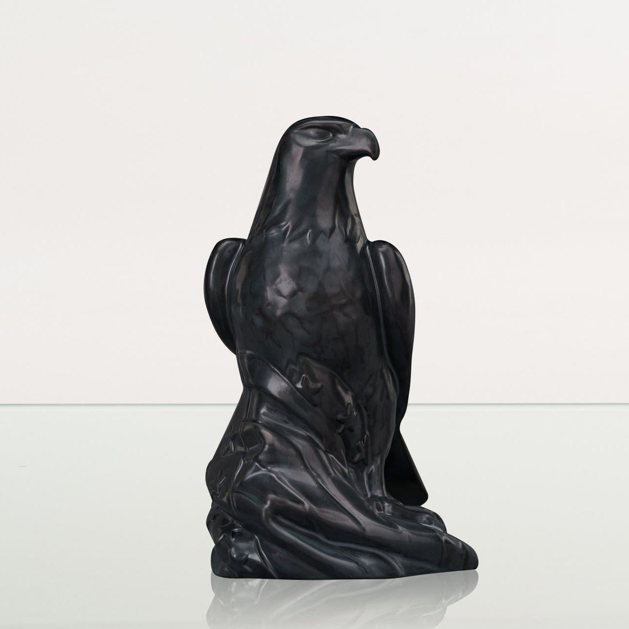 Aquilae Military Memorial For Cremation Ashes - Large | Dark Matte | Ceramic Urn - Pulvis Art Urns