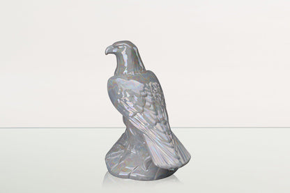 Aquilae Military Memorial For Cremation Ashes - Large | Pearl White | Ceramic Urn - Pulvis Art Urns