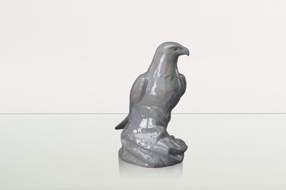 Aquilae Military Memorial For Cremation Ashes - Large | Pearl White | Ceramic Urn - Pulvis Art Urns