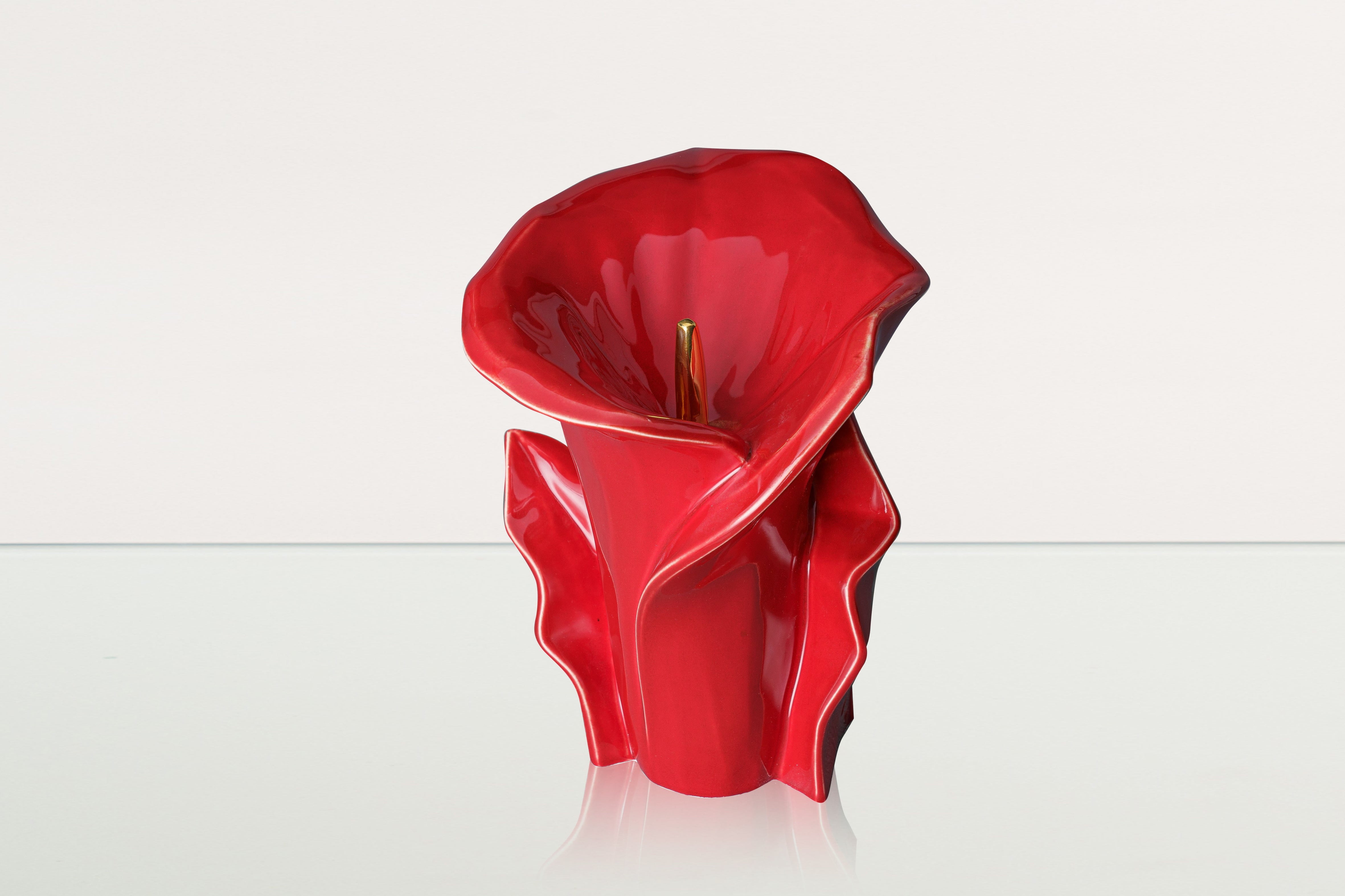 Calla Flower Memorial Urn for Ashes - Medium Urn | Red - Pulvis Art Urns