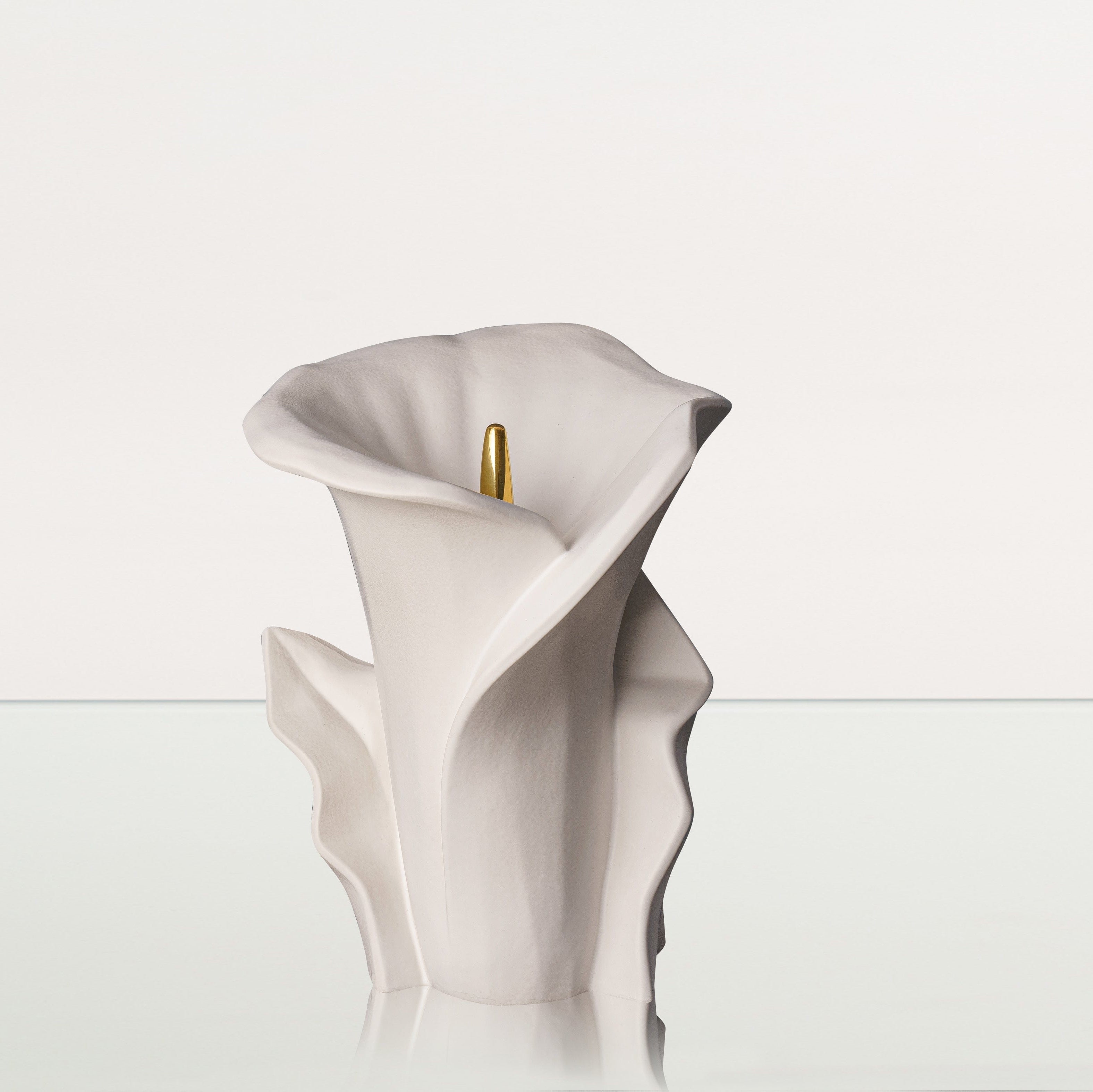 Calla Flower Memorial Urn for Ashes - Medium Urn | White Matte - Pulvis Art Urns