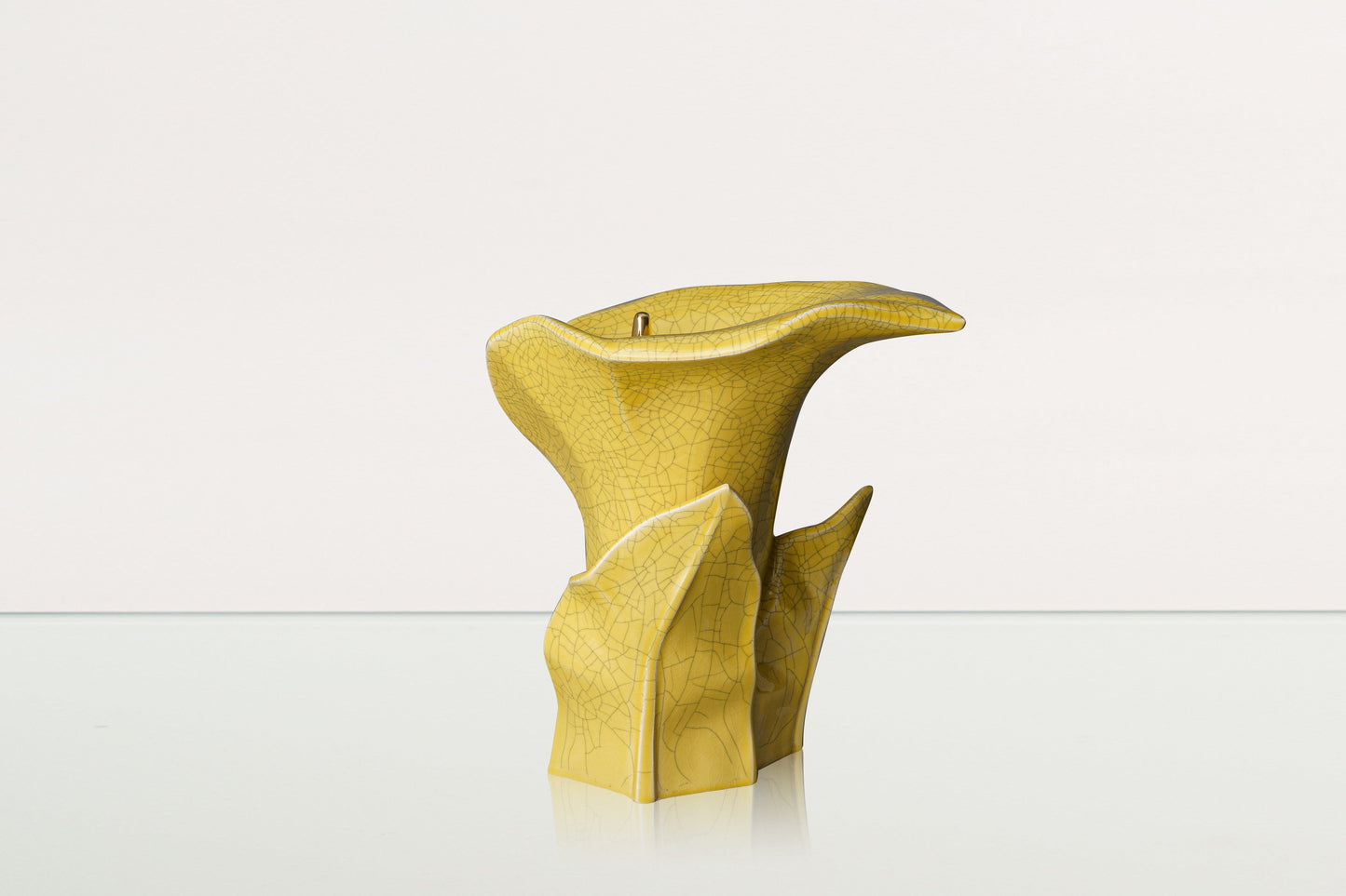 
                  
                    Pulvis Art Urns Adult Size Urn Calla Flower Memorial Urn for Ashes - Medium Urn | Yellow Craquelure
                  
                