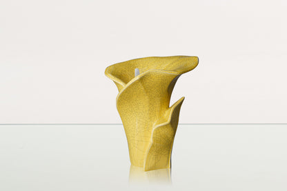 Calla Flower Memorial Urn for Ashes - Medium Urn | Yellow Craquelure - Pulvis Art Urns