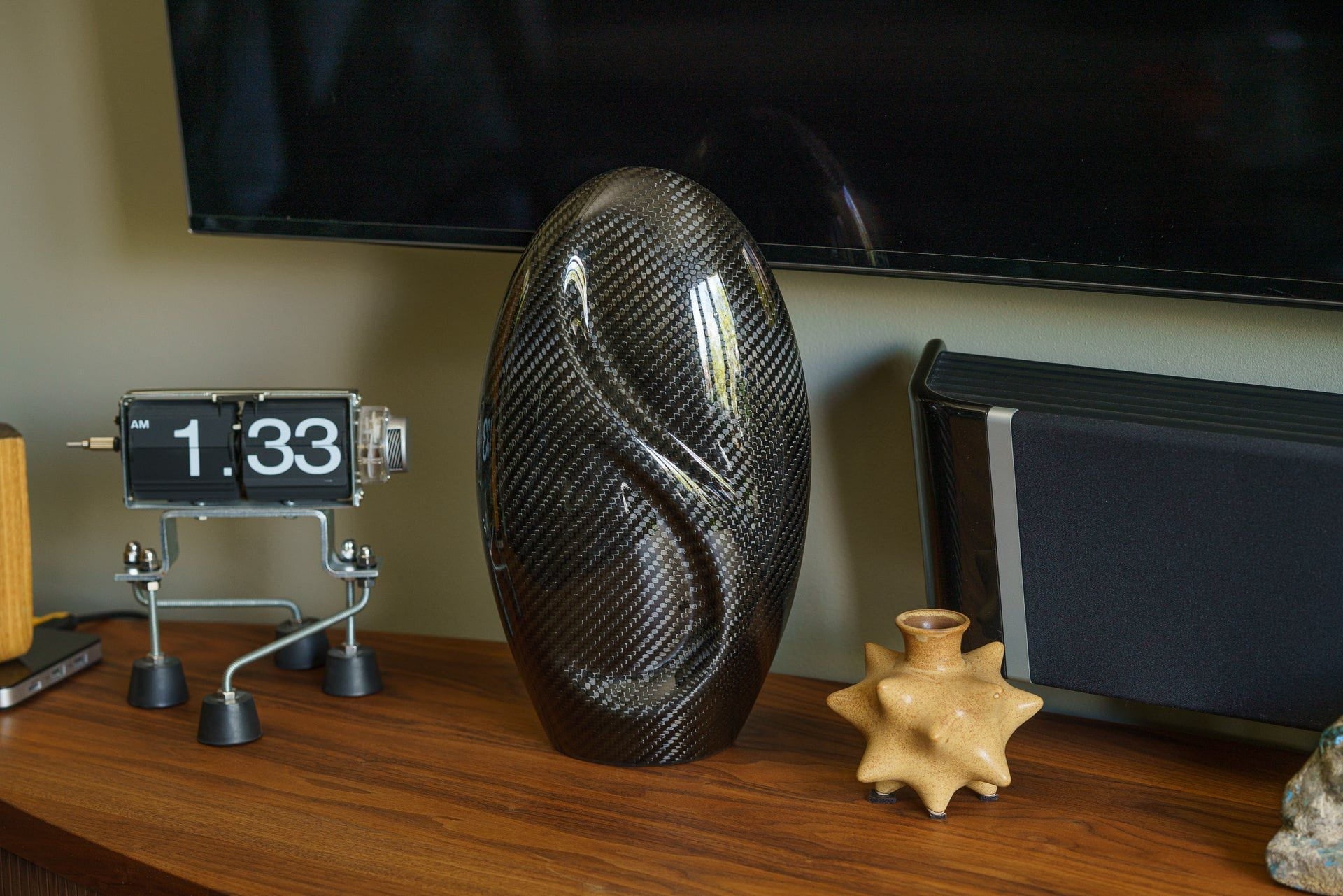 Carbon Fiber Cremation Urn "Eternity" - Twill Weave Carbon | Black Urn - Pulvis Art Urns