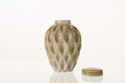 Cremation Urn "Echo" - 3D Printed Ceramic Urn | Light Sand Melange | Large - Pulvis Art Urns