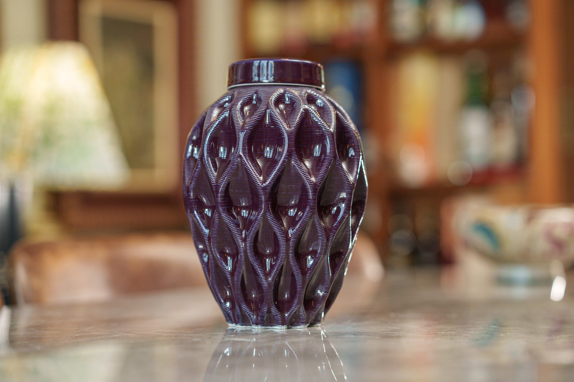 Cremation Urn "Echo" - 3D Printed Ceramic Urn | Violet | Large - Pulvis Art Urns