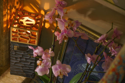 "Everlasting Flame" Cremation Urn for Ashes - Dark Matte | Ceramic Urn - Pulvis Art Urns