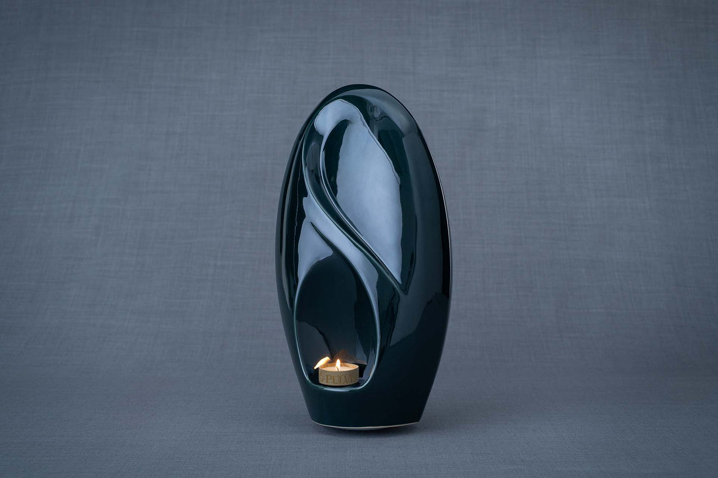 
                  
                    Pulvis Art Urns Adult Size Urn Eternity Handmade Cremation Urn for Ashes - Large | Oxide Green | Ceramic
                  
                