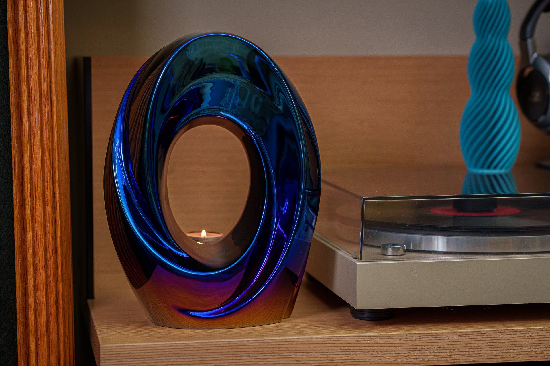 Exclusive Cremation Urn for Ashes "The Passage" - Large | Glossy Blue Urn - Pulvis Art Urns