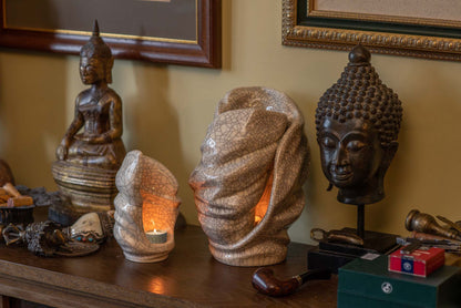 Handmade Cremation Urn for Ashes "Light" - Large Urn | Craquelure | Ceramic - Pulvis Art Urns