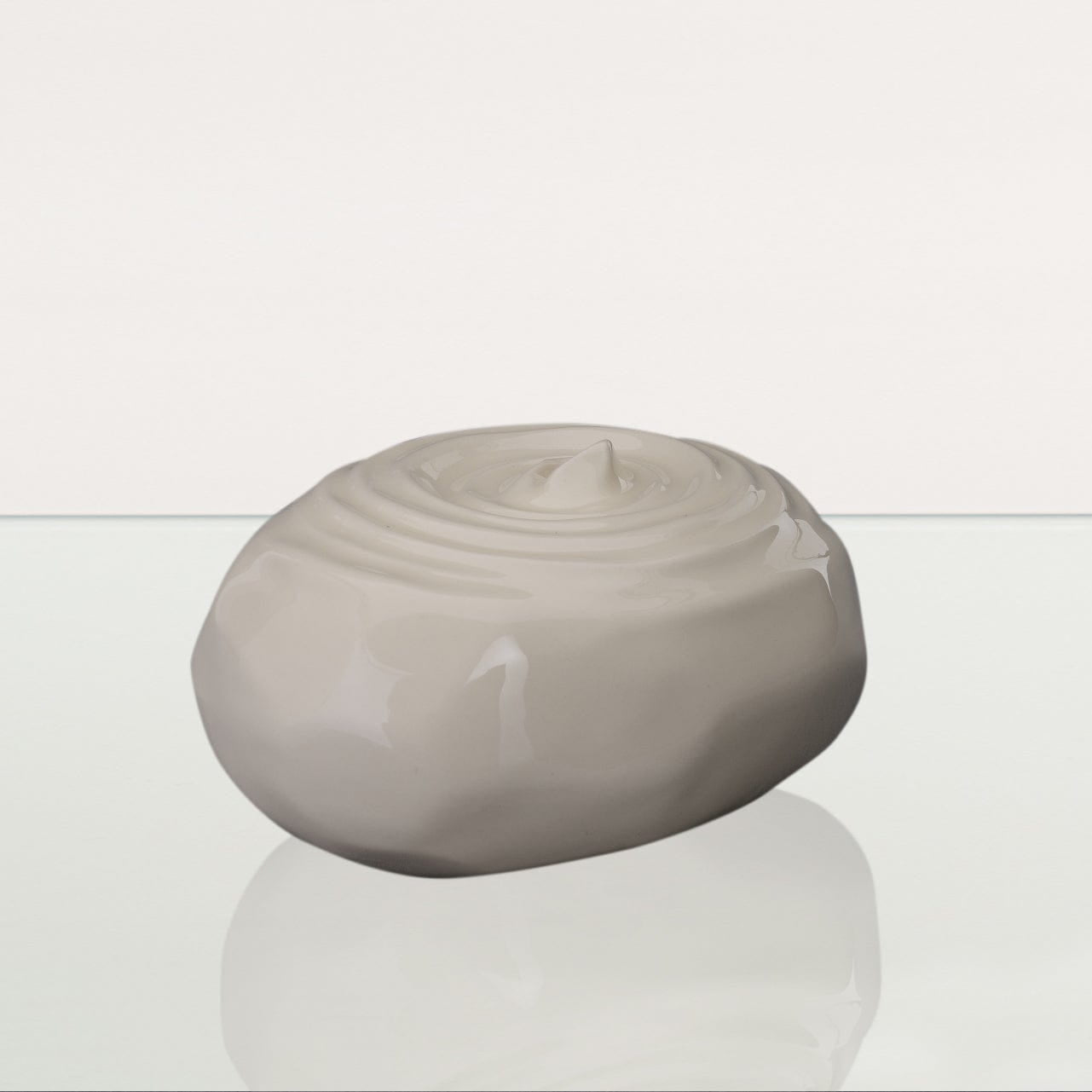 Handmade Cremation Urn for Ashes "Resonance" - Large | Off-white | Ceramic Urn - Pulvis Art Urns