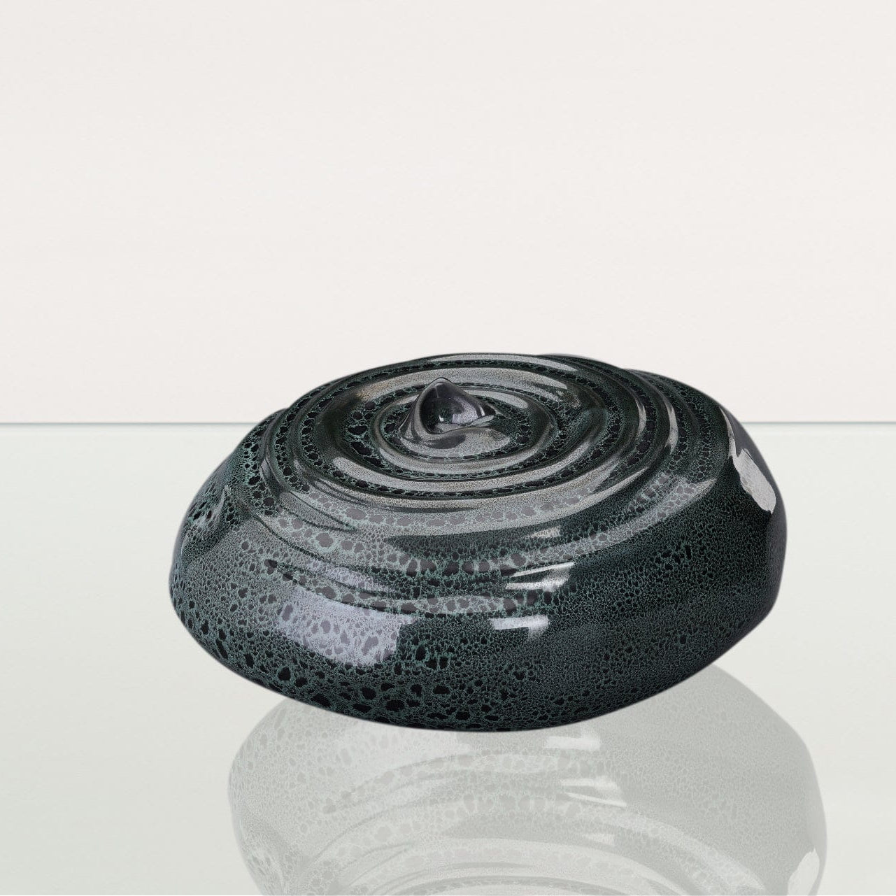 Handmade Cremation Urn for Ashes "Resonance" - Large Urn | Black Melange | Ceramic - Pulvis Art Urns