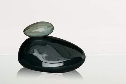 Handmade Cremation Urn for Ashes "Stone" - Large Urn | Oxide Green | Ceramic - Pulvis Art Urns