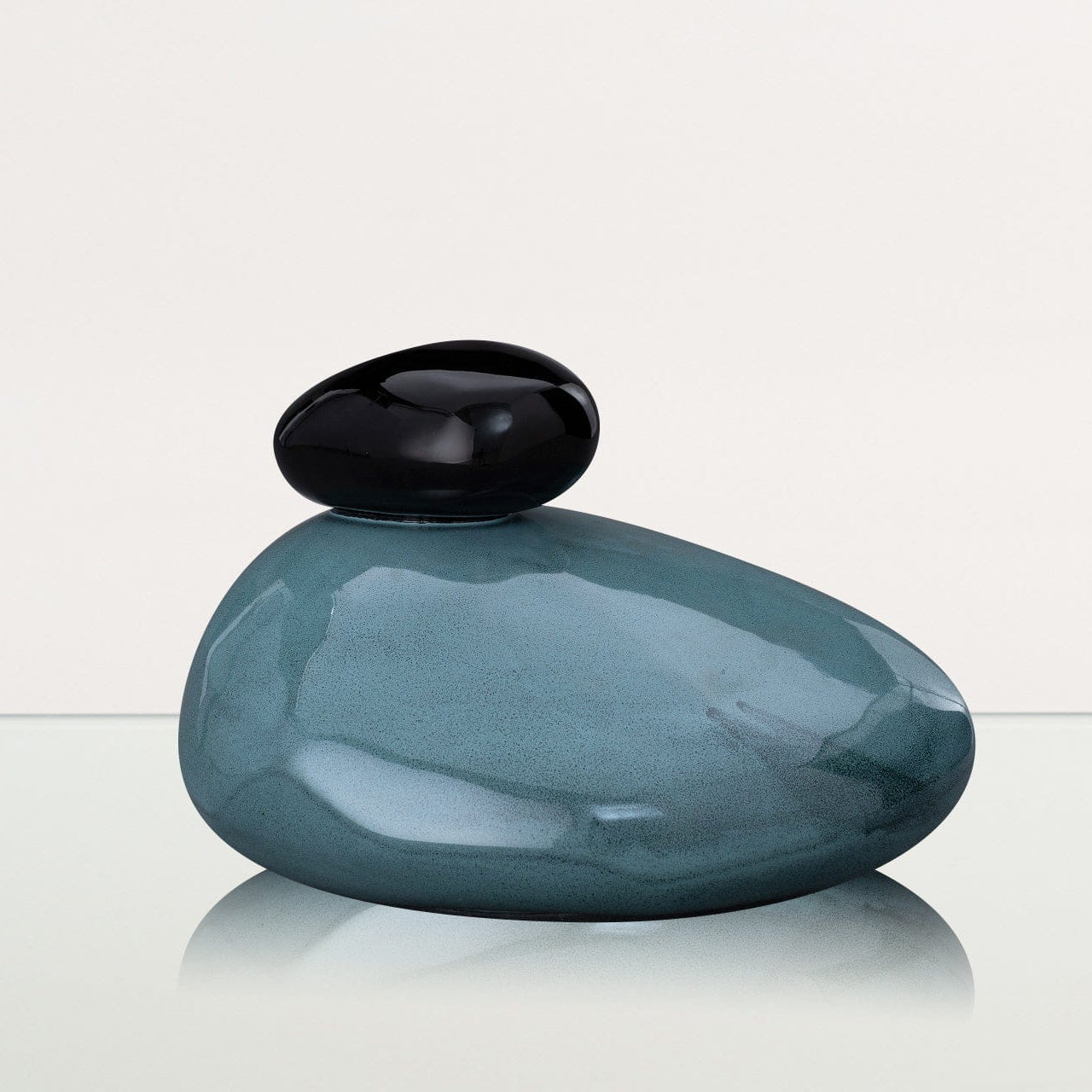 Handmade Cremation Urn for Ashes "Stone" - Large Urn | Oxide Green Melange | Ceramic - Pulvis Art Urns