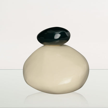 Handmade Cremation Urn for Ashes "Stone" - Large Urn | Off-white | Ceramic - Pulvis Art Urns