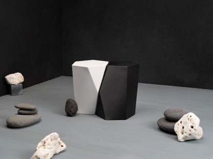 Handmade Urn "Crystal" - Stainless Steel | Dark Granite - Pulvis Art Urns