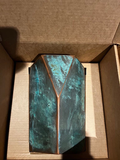 Handmade Urn "Crystal" - Stainless Steel | Emerald Green - Pulvis Art Urns