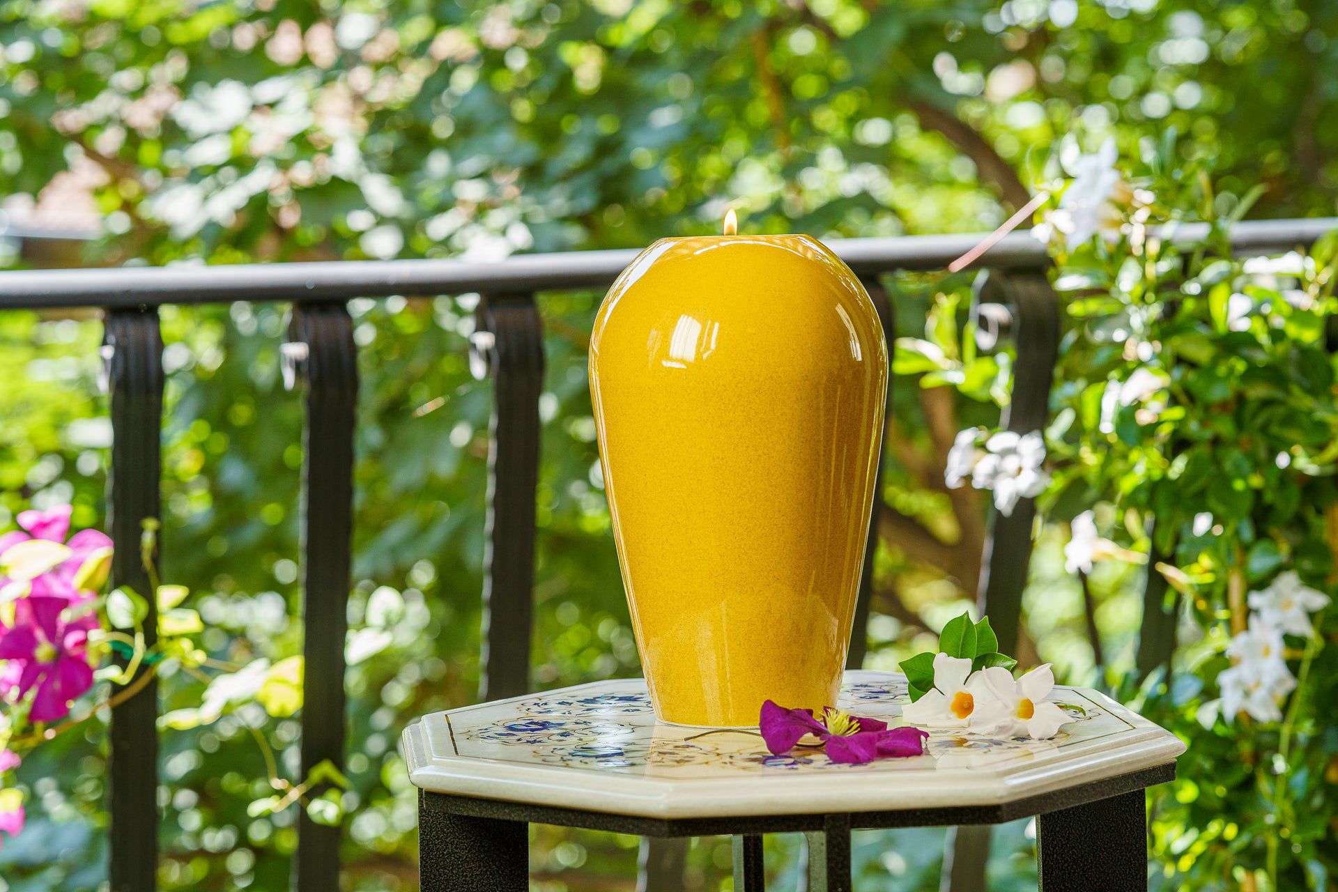 Memorial Cremation Urn "Serenity" - Large | Amber Yellow | Ceramic Urn - Pulvis Art Urns