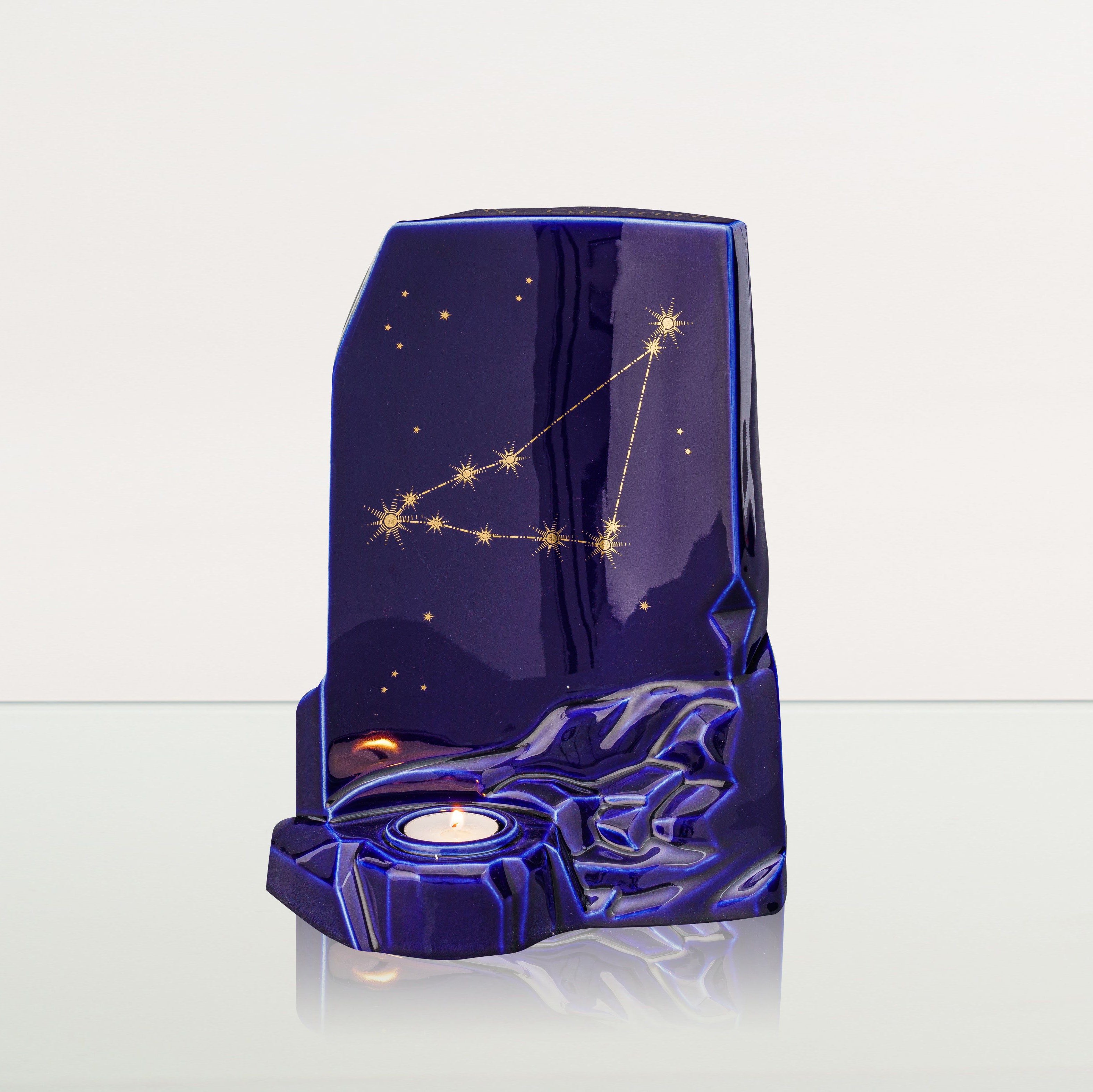 Zodiac Urn for Ashes "Capricorn" - Large | Star Sign Urn - Pulvis Art Urns