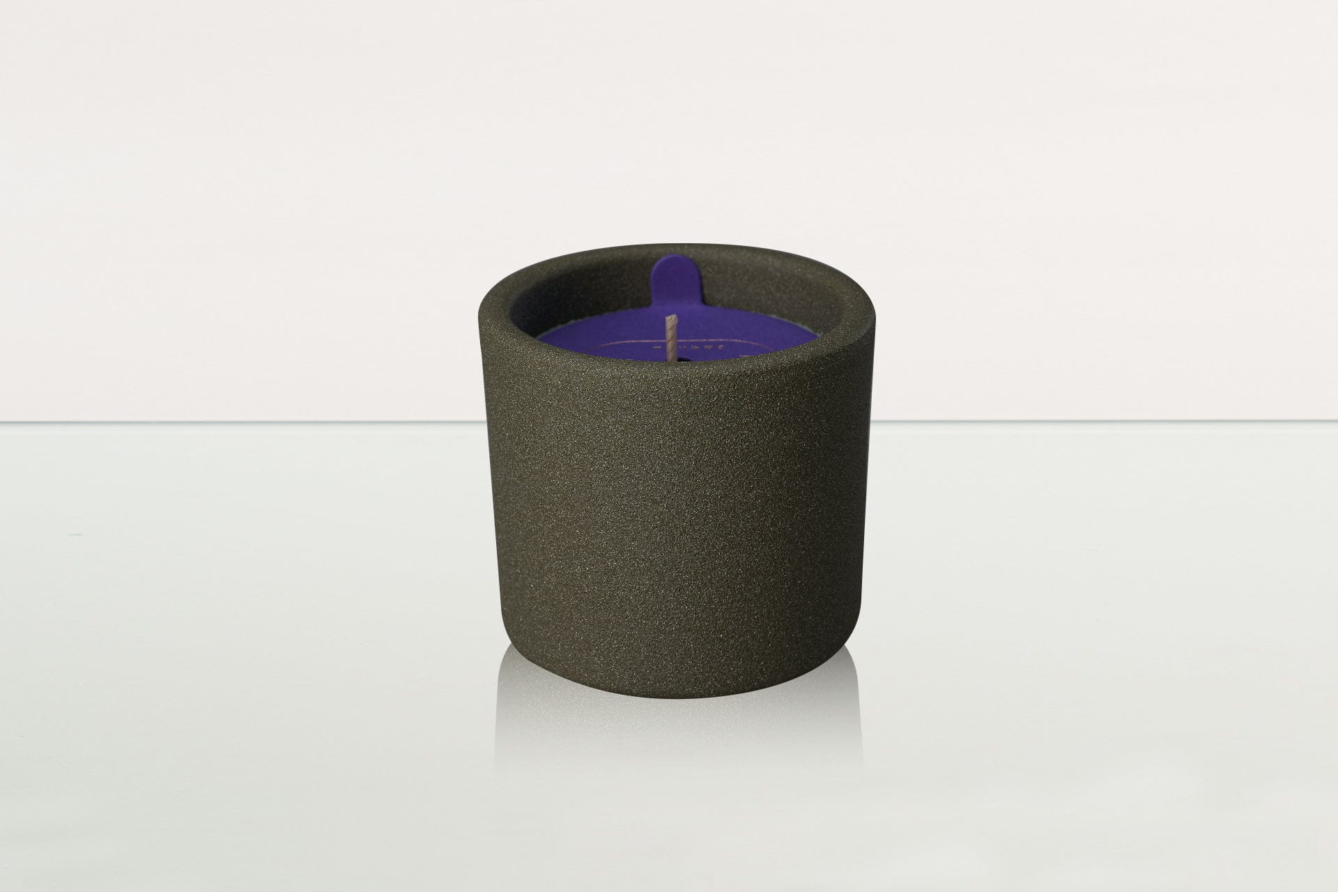 Artisan Scented Candle - Cistus / Patchouli / Amber - Pulvis Art Urns