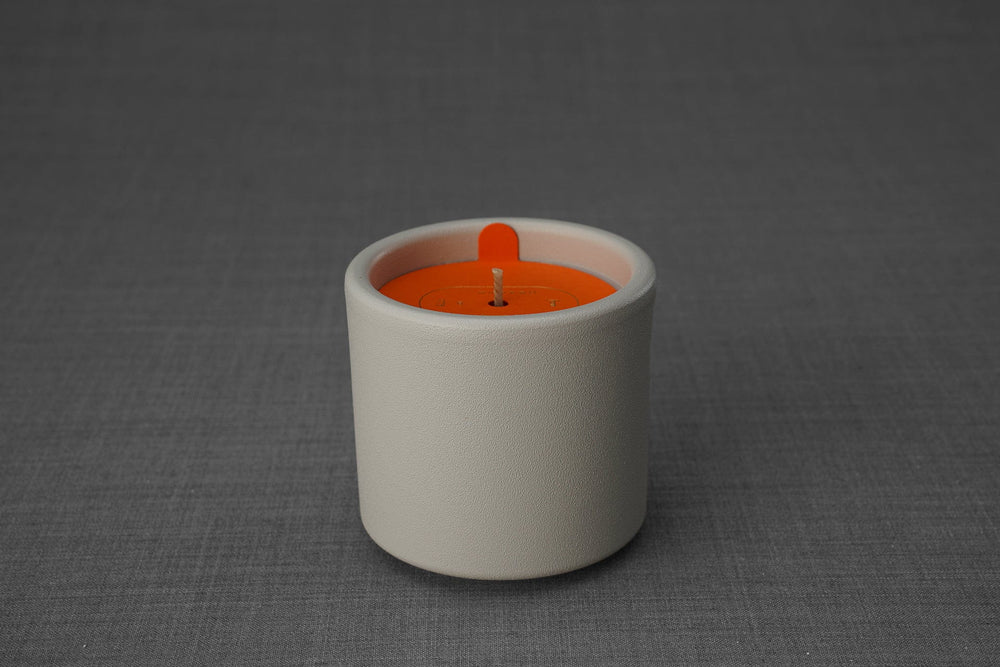 
                  
                    Pulvis Art Urns Candleholder Artisan Scented Candle  - Saffron / Vanilla / Cardamom
                  
                