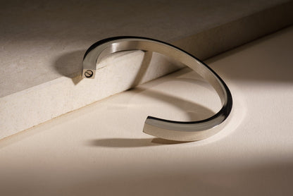 Cremation Bracelet – Elegance | Stainless Steel | Memorial Jewelry | Silver Finish - Pulvis Art Urns