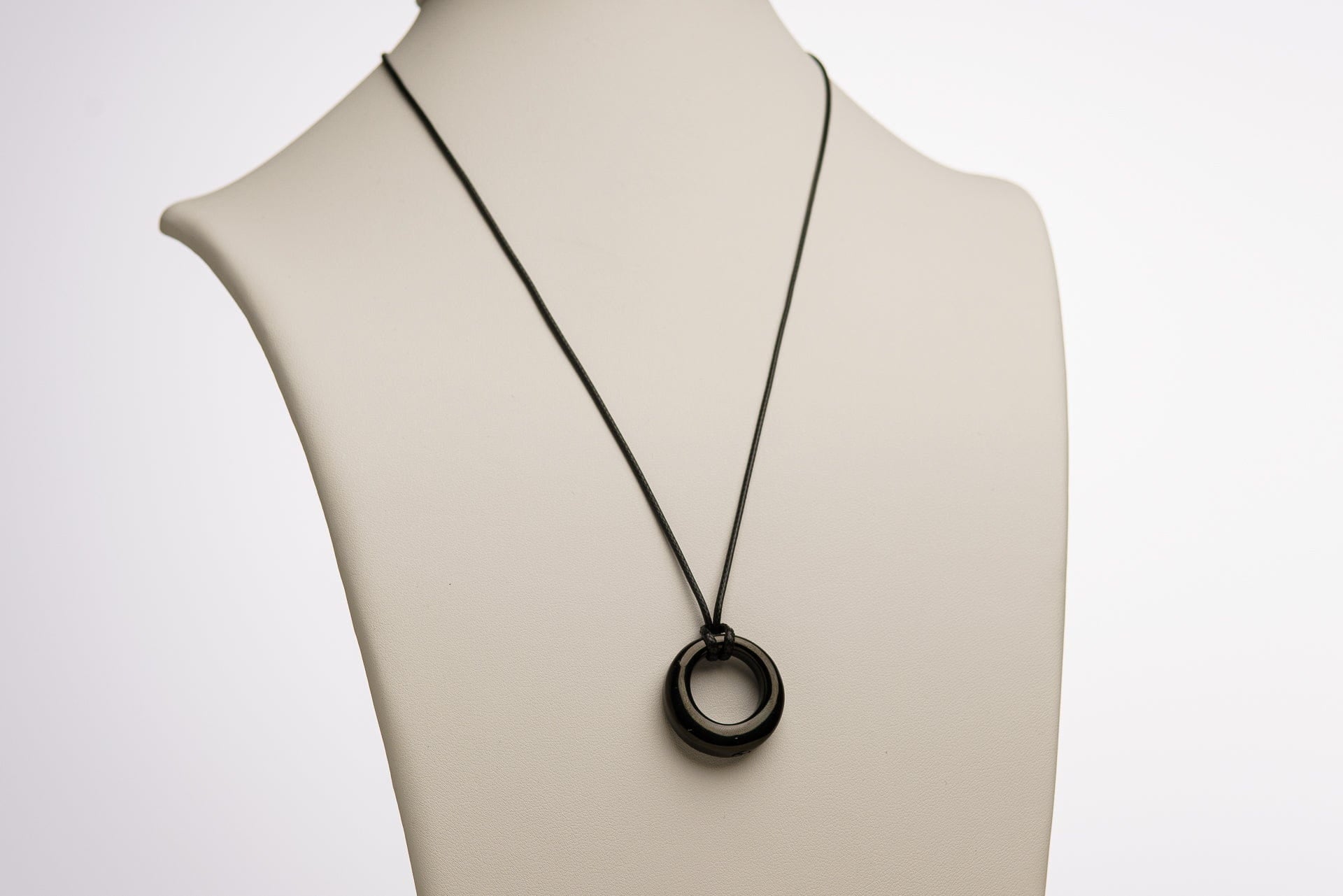 Cremation Necklace – Forever | Stainless Steel | Memorial Jewelry | Black - Pulvis Art Urns