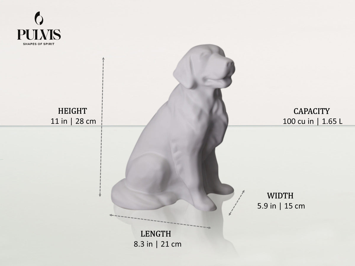 Beschilderde urn met golden retriever