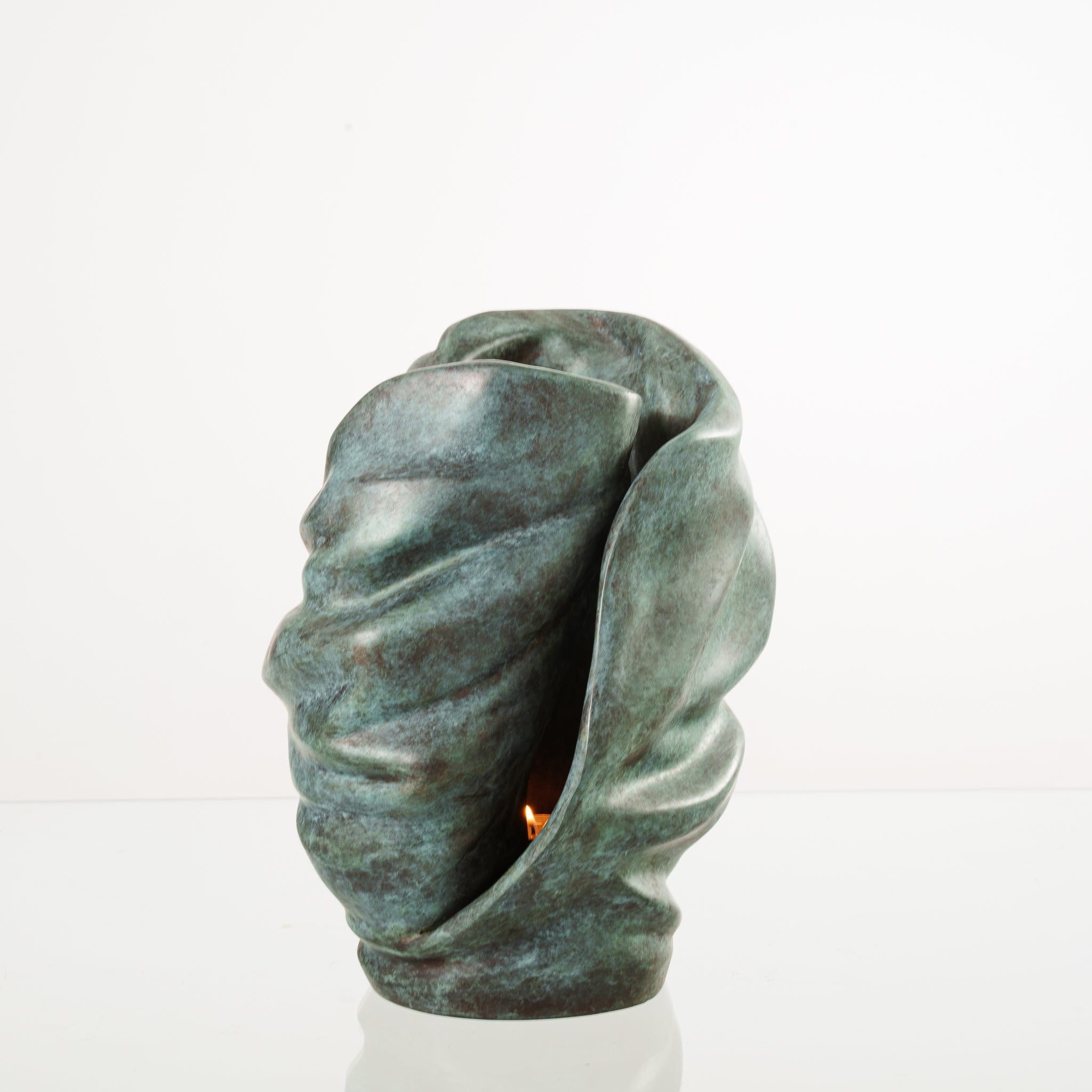 Pulvis Art Urns Exclusive Urn Cast Bronze Cremation Urn "Light" - Green Patina | Exclusive Bronze Urn