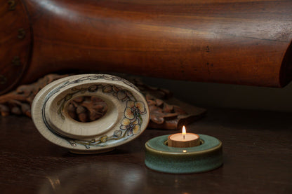 Handmade Decorated Keepsake "The Passage - Orchids" | Ceramic - Pulvis Art Urns