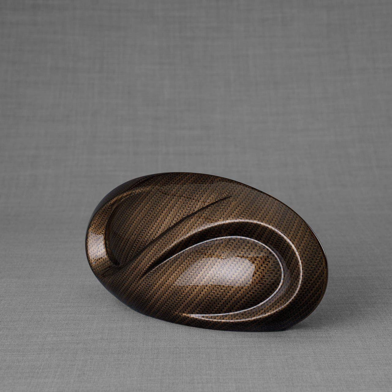 HydroGraphics Urn "Eternity - Carbon" - Keepsake | Ceramic | Hydro Dipping - Pulvis Art Urns