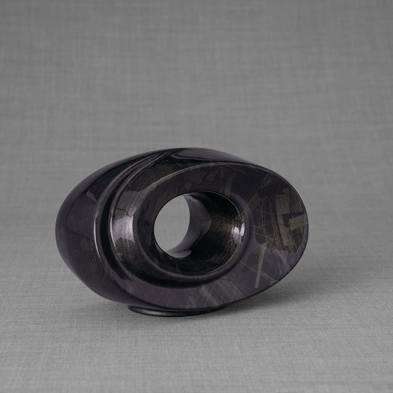 HydroGraphics Urn "The Passage - Carbon" - Keepsake | Ceramic | Hydro Dipping - Pulvis Art Urns