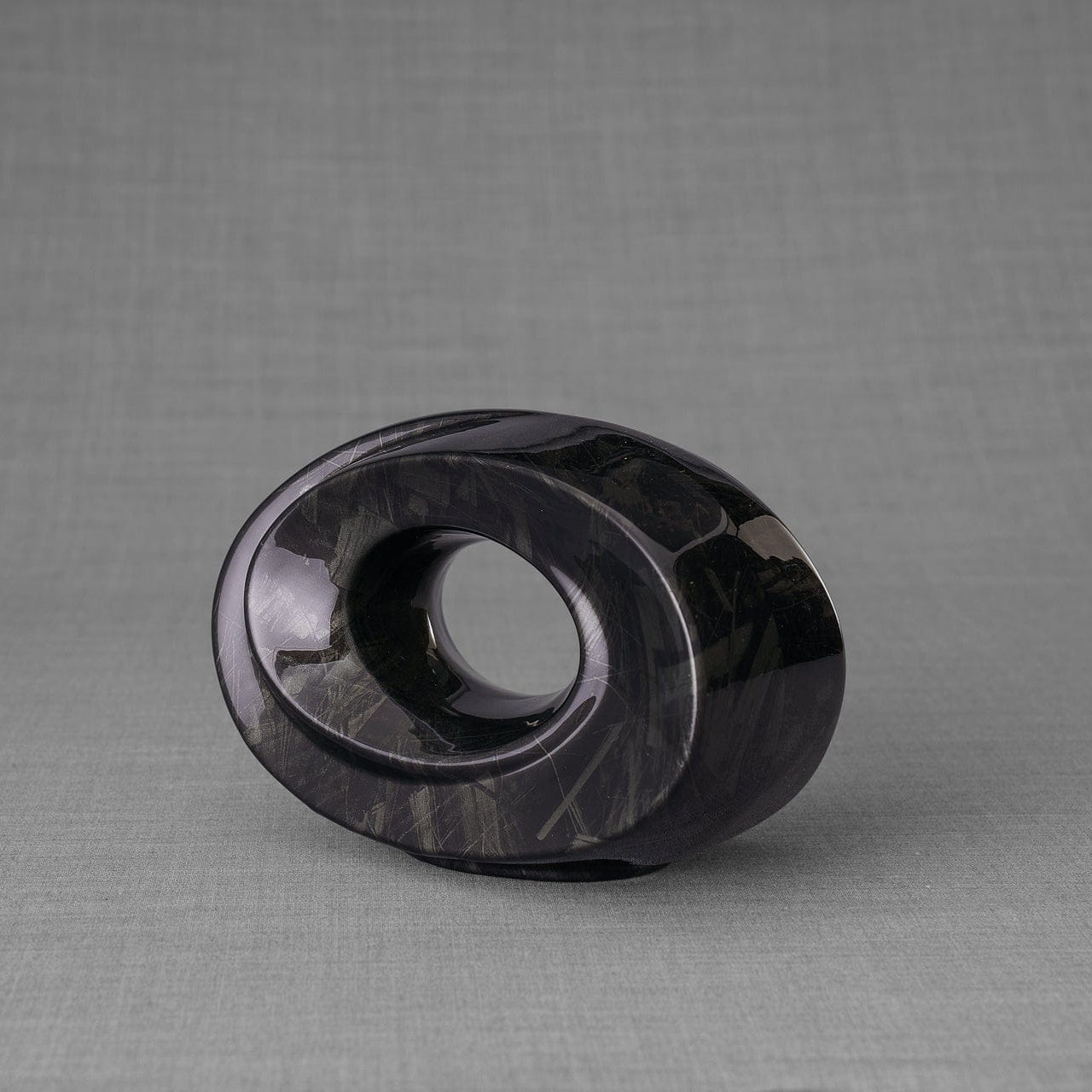 HydroGraphics Urn "The Passage - Carbon" - Keepsake | Ceramic | Hydro Dipping - Pulvis Art Urns