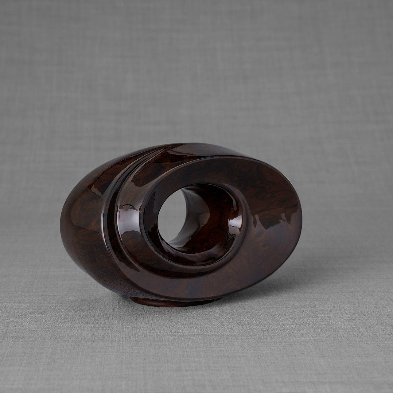 HydroGraphics Urn "The Passage - Mahagony" - Keepsake | Ceramic | Hydro Dipping - Pulvis Art Urns