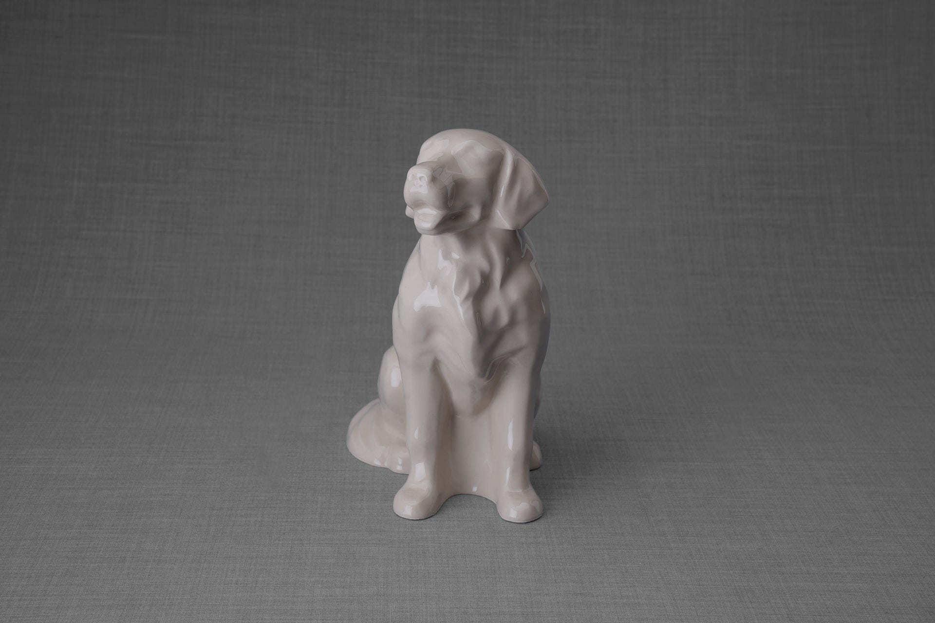 Golden Retriever Bundle - 4 Pieces - Portrait | Urn | Nameplate Holder | Scented Candle - Pulvis Art Urns